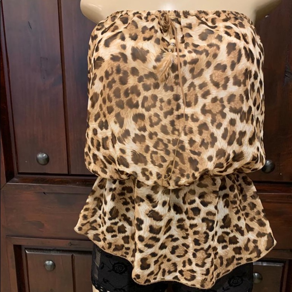 Animal print strapless top